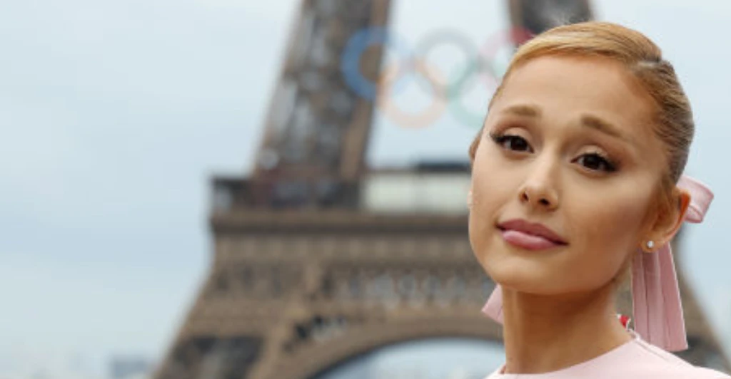 Ariana Grande reveals how her dad responded to her using his last name in Wicked credits