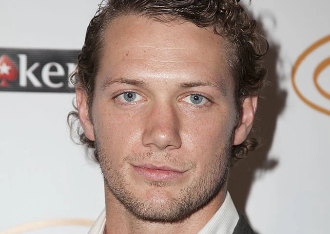 'General Hospital' star Johnny Wactor 'died protecting female co-worker', brother says