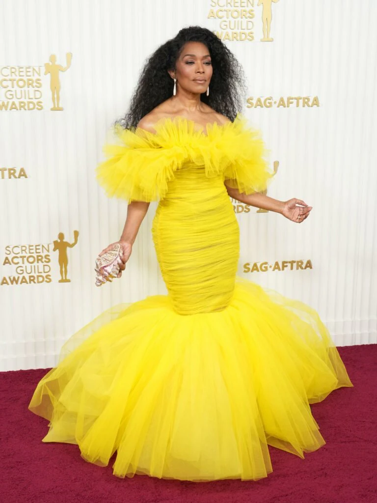 size-large wp-image-1263197283