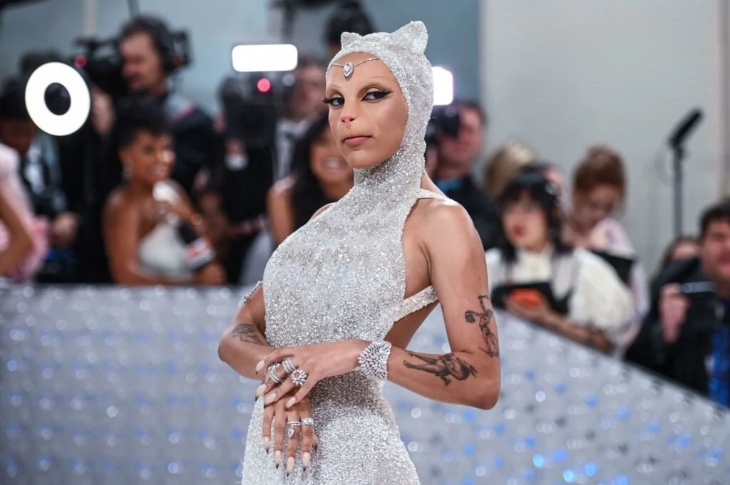 wp-image-1263209558 size-large