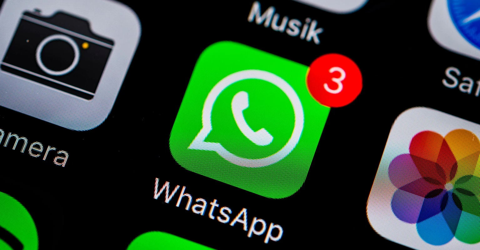 Woman mortified after accidentally sending nude to her parents