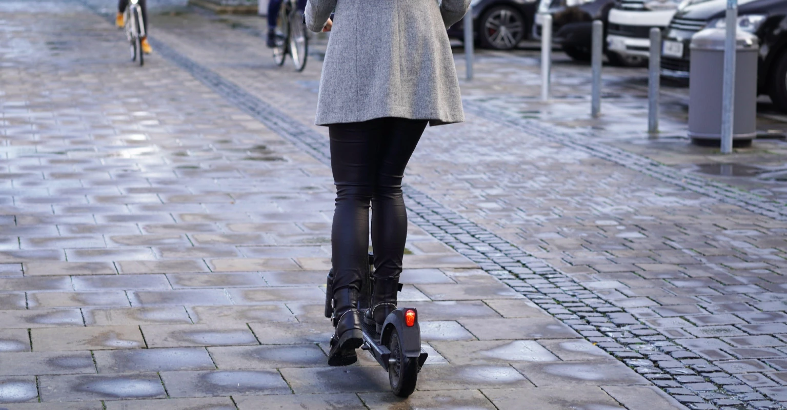 Police seize mom's e-scooter after she took child to school on it