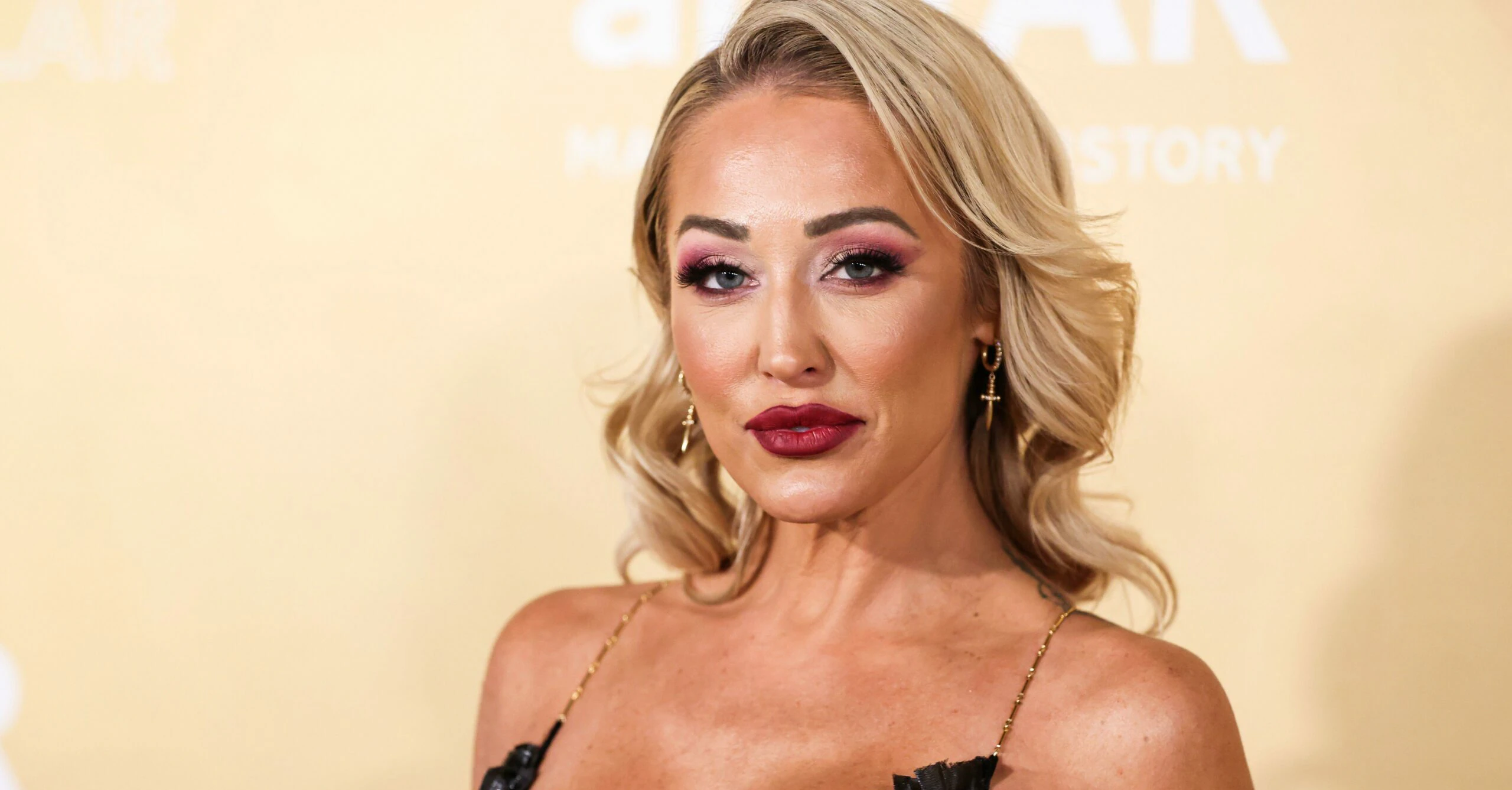 'Selling Sunset' star breaks down as she reveals tragic septic miscarriage