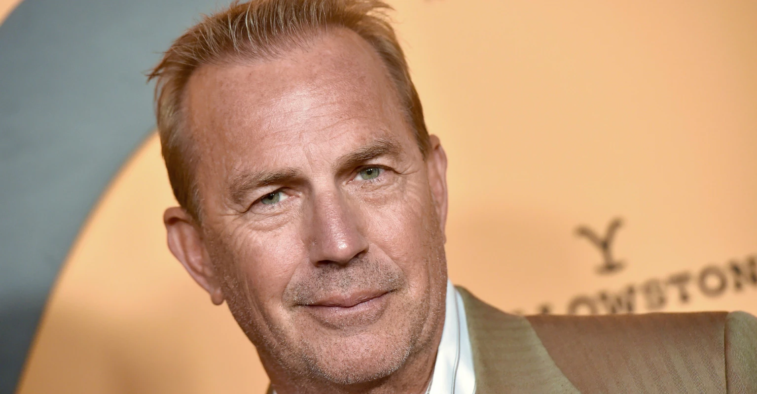 Kevin Costner's wife ordered to leave home by the end of the month