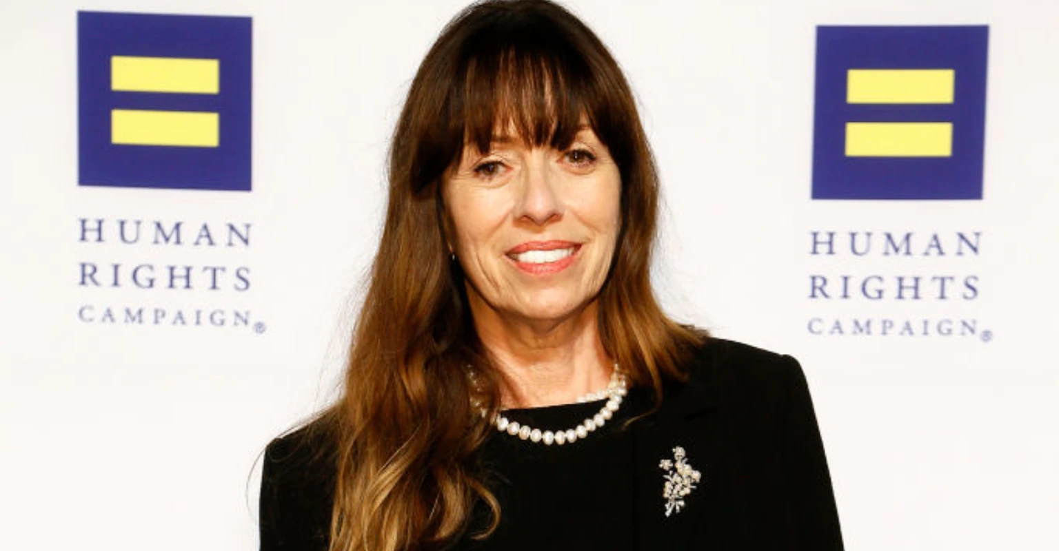 Mackenzie Phillips' sister says star's alleged incestuous relationship with their dad was 'painful for everybody'