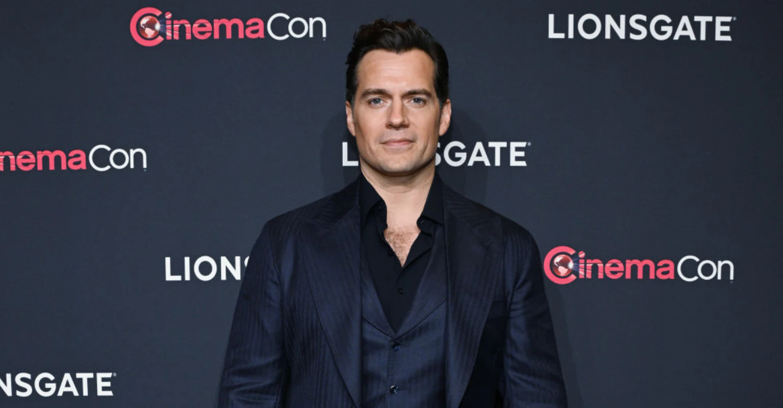 Henry Cavill is expecting his first child with girlfriend Natalie Viscuso